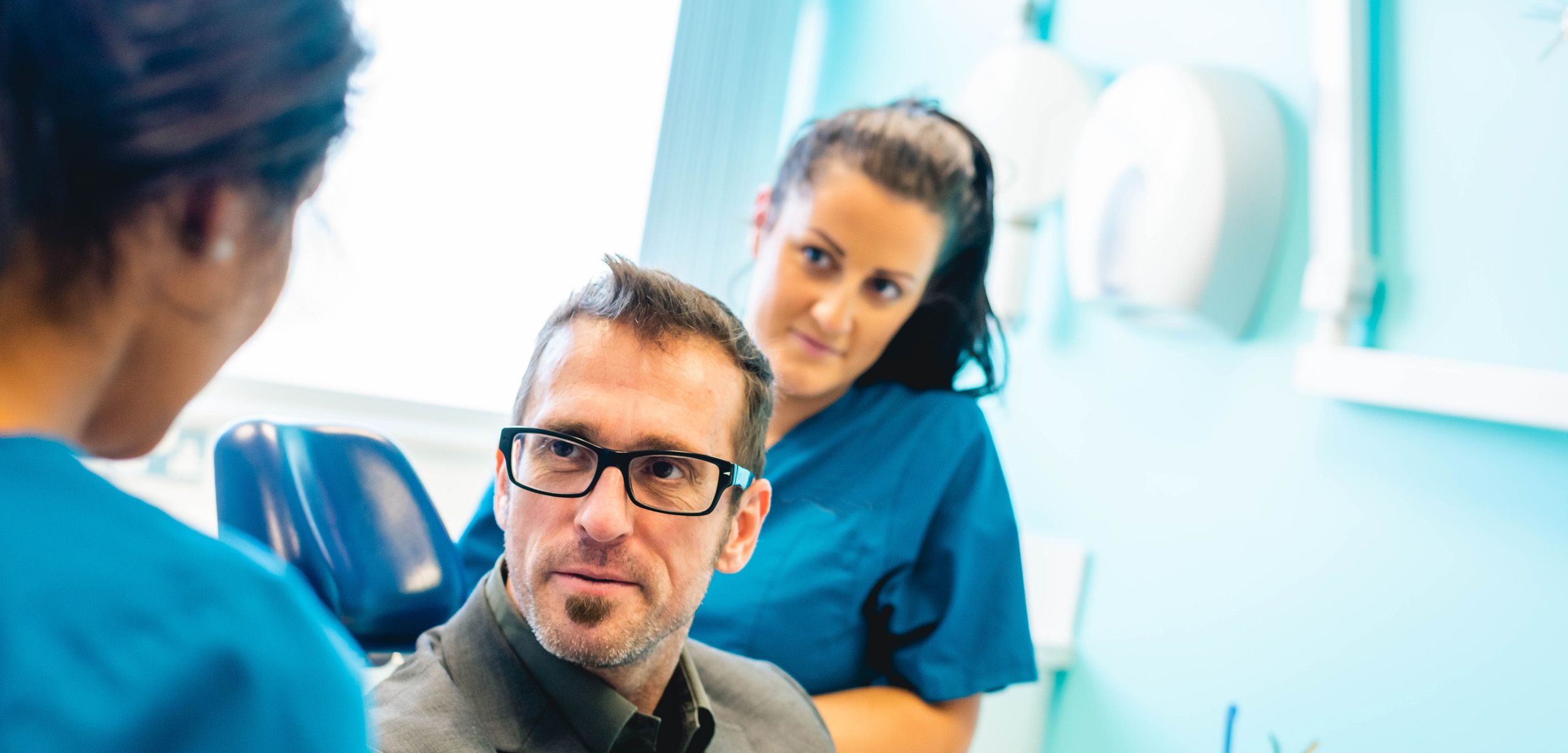 Secure dentures. Regain your confidence with Implant secured dentures.
